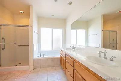  613 Carnation Ln, Fallbrook, CA 92028 - Photo 20