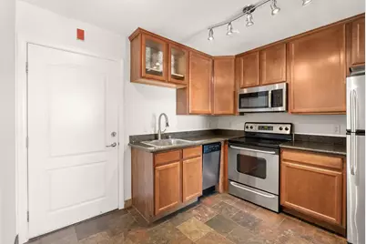  860 Turquoise #132, San Diego, CA 92109 - Photo 4