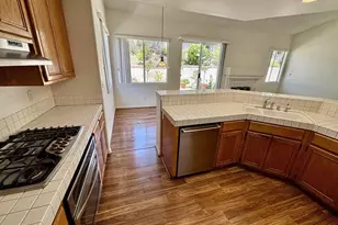 653 Cantara Ln, Vista, CA 92081 - Photo 14