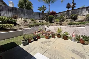 653 Cantara Ln, Vista, CA 92081 - Photo 32