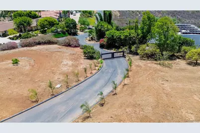  30410 Calle La Reina, Bonsall, CA 92003 - Photo 38