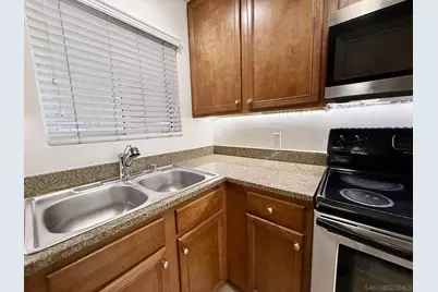  1756 Essex St #305, San Diego, CA 92103 - Photo 16