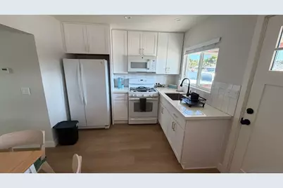  3208 Madison Ave, Carlsbad, CA 92008 - Photo 4