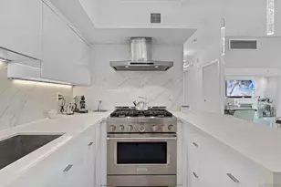 500 W Harbor Dr, San Diego, CA 92101 - Photo 16