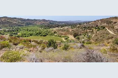  31675 Rancho Amigos Rd #1, Bonsall, CA 92003 - Photo 10