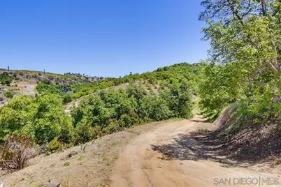 31675 Rancho Amigos Rd #1, Bonsall, CA 92003 - Photo 12