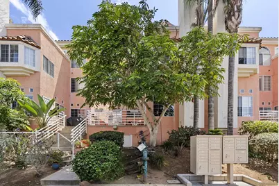  221 Donax Ave #4, Imperial Beach, CA 91932 - Photo 2
