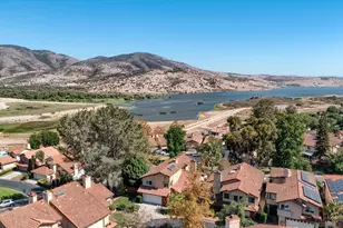10035 Verbena Ln, Spring Valley, CA 91977 - Photo 2
