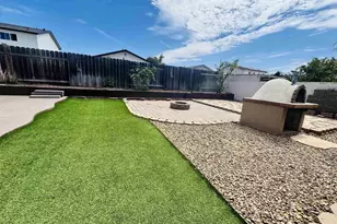 863 Grissom St, San Diego, CA 92154 - Photo 2