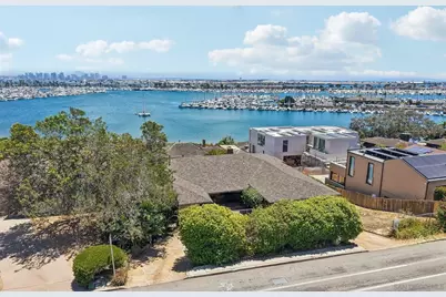  827 Rosecrans St, San Diego, CA 92106 - Photo 24