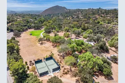  2744 Felicita, Escondido, CA 92029 - Photo 32