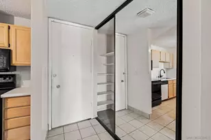 3050 Rue D’Orleans, San Diego, CA 92110 - Photo 2