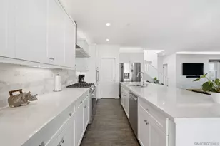 8337 Summit Way, San Diego, CA 92108 - Photo 14