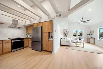  4751 Lamont St, San Diego, CA 92109 - Photo 2