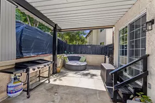 321 Windy Ln, Vista, CA 92083 - Photo 22