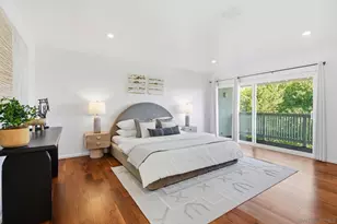 2264 Caminito Castillo, La Jolla, CA 92037 - Photo 16