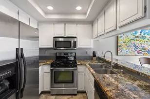 7439 Altiva Pl, Carlsbad, CA 92009 - Photo 22