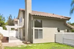 633 Thunder Glen, Escondido, CA 92027 - Photo 4