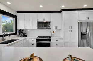 3235 Fenelon, San Diego, CA 92106 - Photo 22