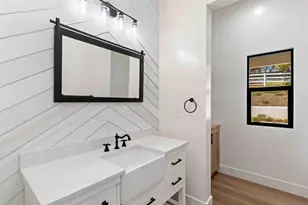 575 Twin Country Ln, Fallbrook, CA 92028 - Photo 24