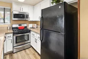 1953 Wellington Ln, Vista, CA 92081 - Photo 10