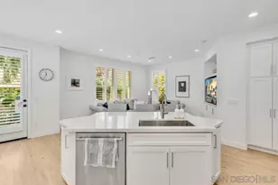 1317 Caminito Floreo, La Jolla, CA 92037 - Photo 26