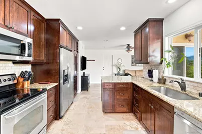  12579 Cresta Pl, San Diego, CA 92128 - Photo 10