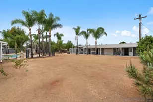 1644 Cerca Blanca Pl, El Cajon, CA 92019 - Photo 46