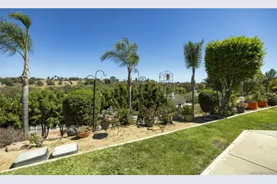  1221 Palomares Ct., Fallbrook, CA 92028 - Photo 16