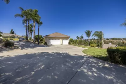  1221 Palomares Ct., Fallbrook, CA 92028 - Photo 26