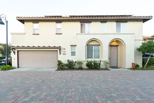 10547 Hollingsworth Way, San Diego, CA 92127 - Photo 2