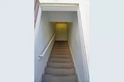  2114 Abbott St., San Diego, CA 92107 - Photo 10