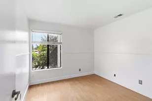 2425 Cranston Dr, Escondido, CA 92025 - Photo 16