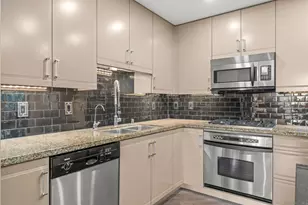 700 W Harbor Dr, San Diego, CA 92101 - Photo 12