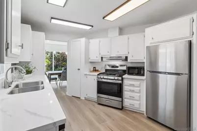  243 Havenview Lane, Oceanside, CA 92056 - Photo 18