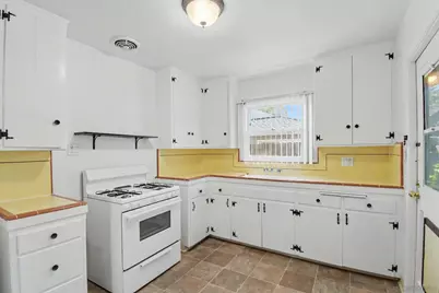  7037 Hillsboro, San Diego, CA 92120 - Photo 14