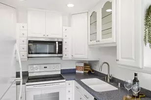 4010 Porte La Paz, San Diego, CA 92122 - Photo 10