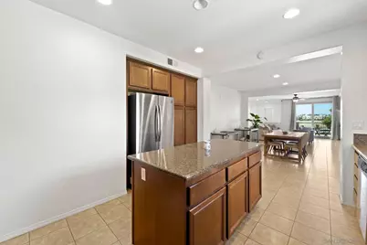  2205 Andalusia Lane #6, Chula Vista, CA 91915 - Photo 12