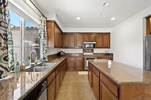 2205 Andalusia Ln, Chula Vista, CA 91915 - Photo 10