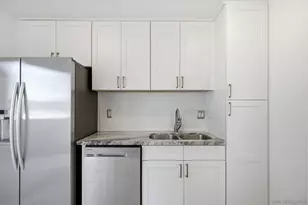 3262 Ashford St, San Diego, CA 92111 - Photo 10