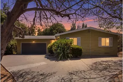  860 Magarian Rd, Fallbrook, CA 92028 - Photo 1