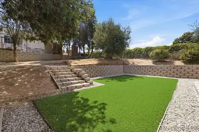  860 Magarian Rd, Fallbrook, CA 92028 - Photo 24