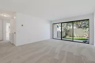 8332 Regents Rd, San Diego, CA 92122 - Photo 10