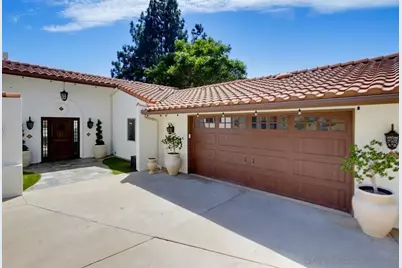  2450 Vista Lago Ter, Escondido, CA 92029 - Photo 4