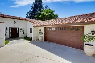 2450 Vista Lago Terrace, Escondido, CA 92029 - Photo 4