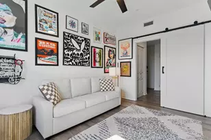 300 W Beech St, San Diego, CA 92101 - Photo 24