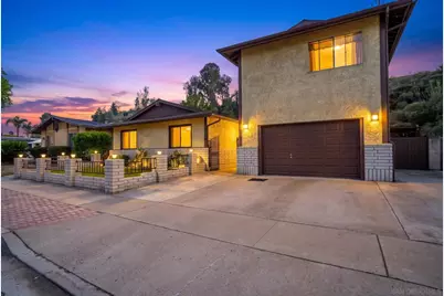  4621 Chateau Drive, San Diego, CA 92117 - Photo 2