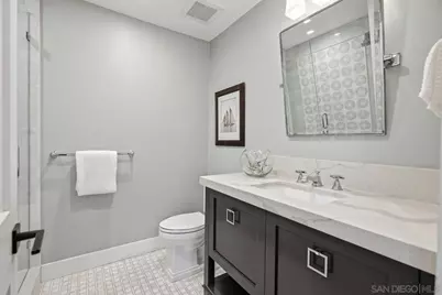  640 Coronado Avenue, Coronado, CA 92118 - Photo 12