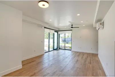  221-227 W G Street, Encinitas, CA 92024 - Photo 12