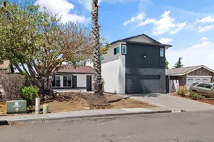 10170 Lady Bess Way, San Diego, CA 92126 - Photo 2